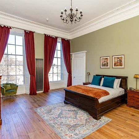 Dragon Suites Luxury Apartments At 9 Albyn Place 에든버러 외부 사진