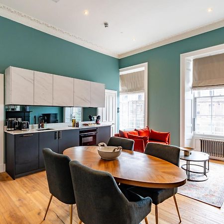 Dragon Suites Luxury Apartments At 9 Albyn Place 에든버러 외부 사진