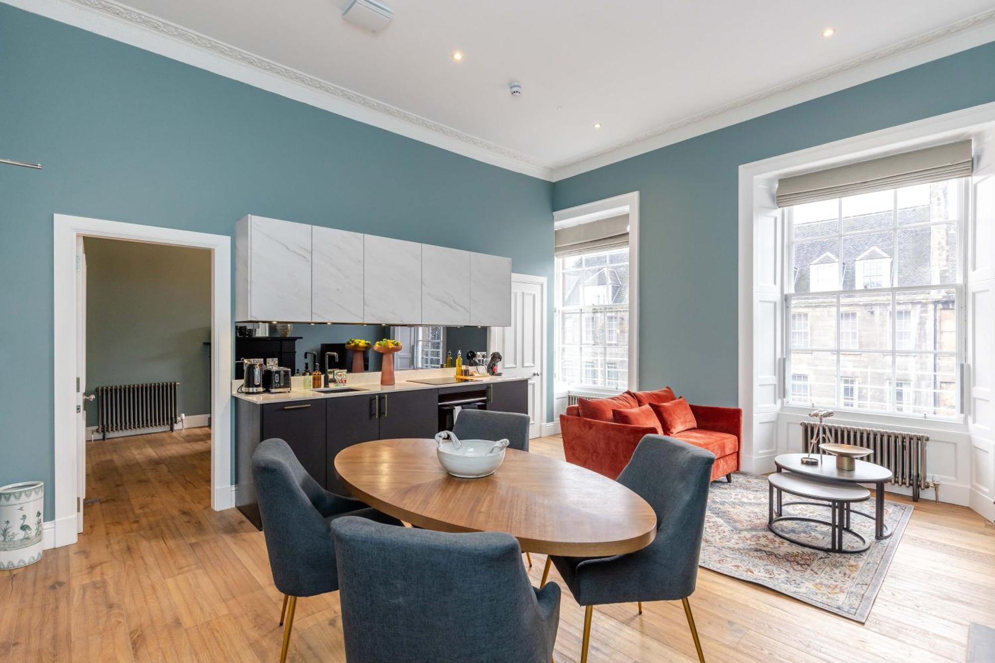Dragon Suites Luxury Apartments At 9 Albyn Place 에든버러 외부 사진