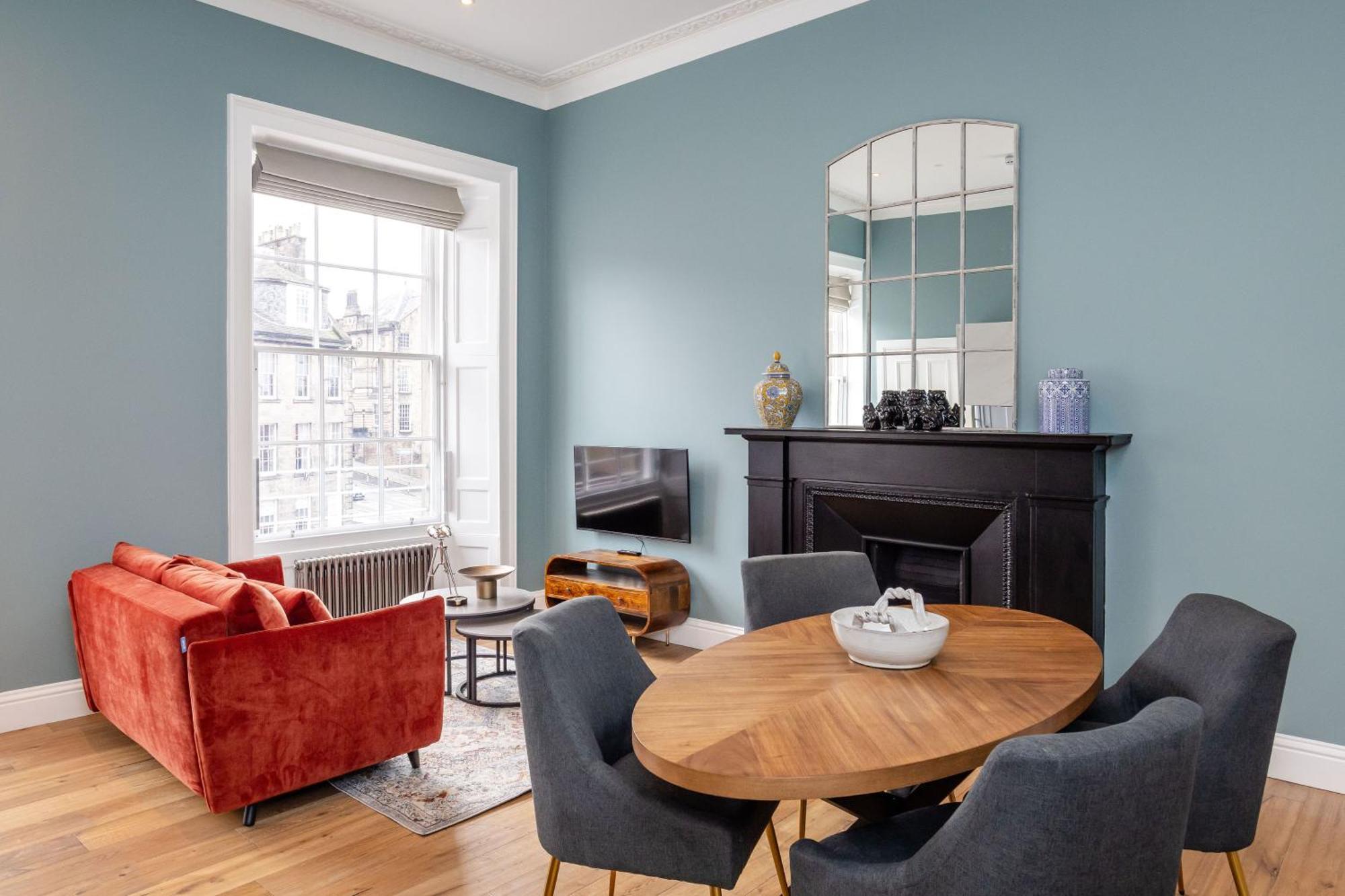 Dragon Suites Luxury Apartments At 9 Albyn Place 에든버러 외부 사진