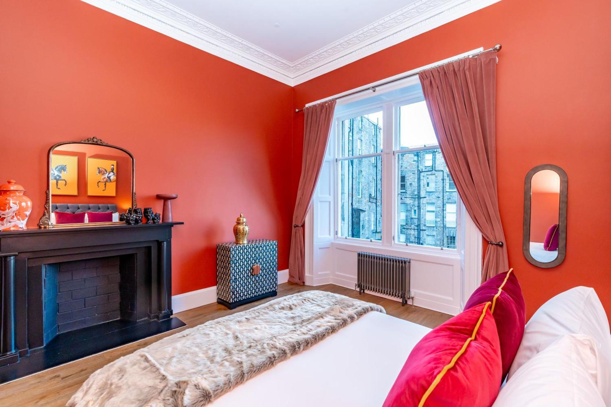 Dragon Suites Luxury Apartments At 9 Albyn Place 에든버러 외부 사진