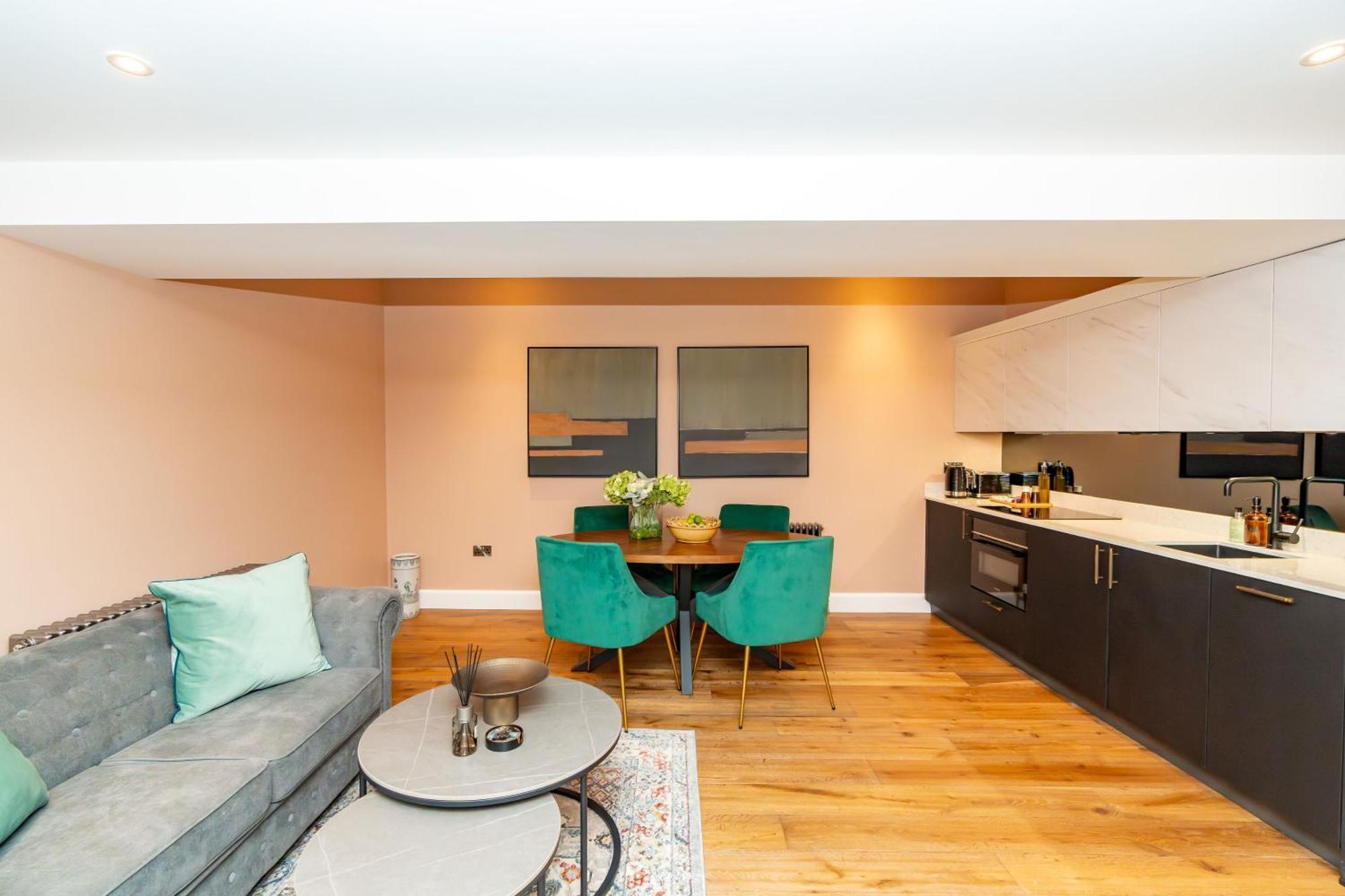 Dragon Suites Luxury Apartments At 9 Albyn Place 에든버러 외부 사진