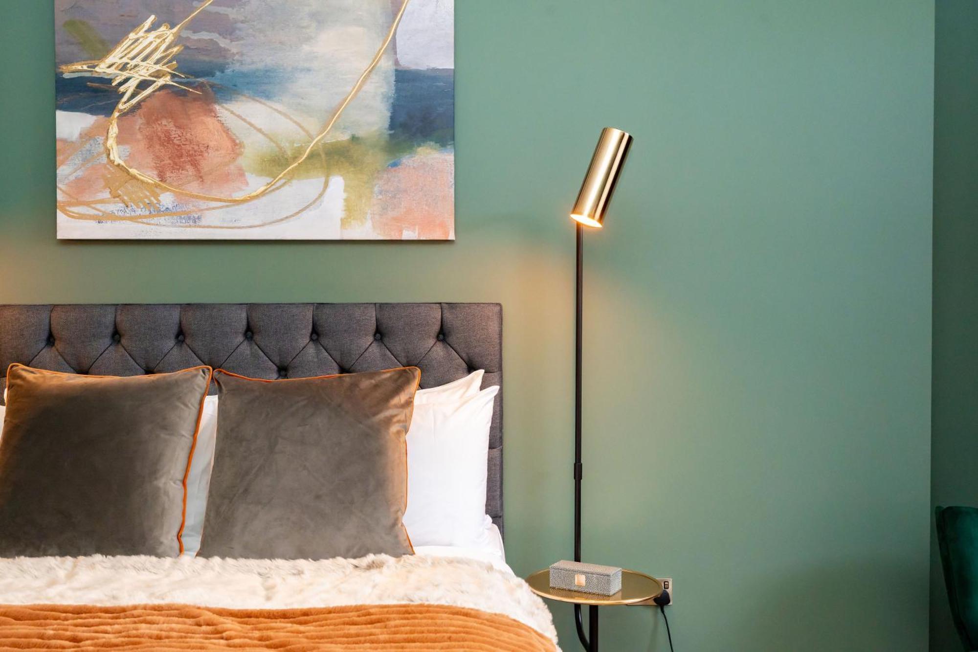 Dragon Suites Luxury Apartments At 9 Albyn Place 에든버러 외부 사진