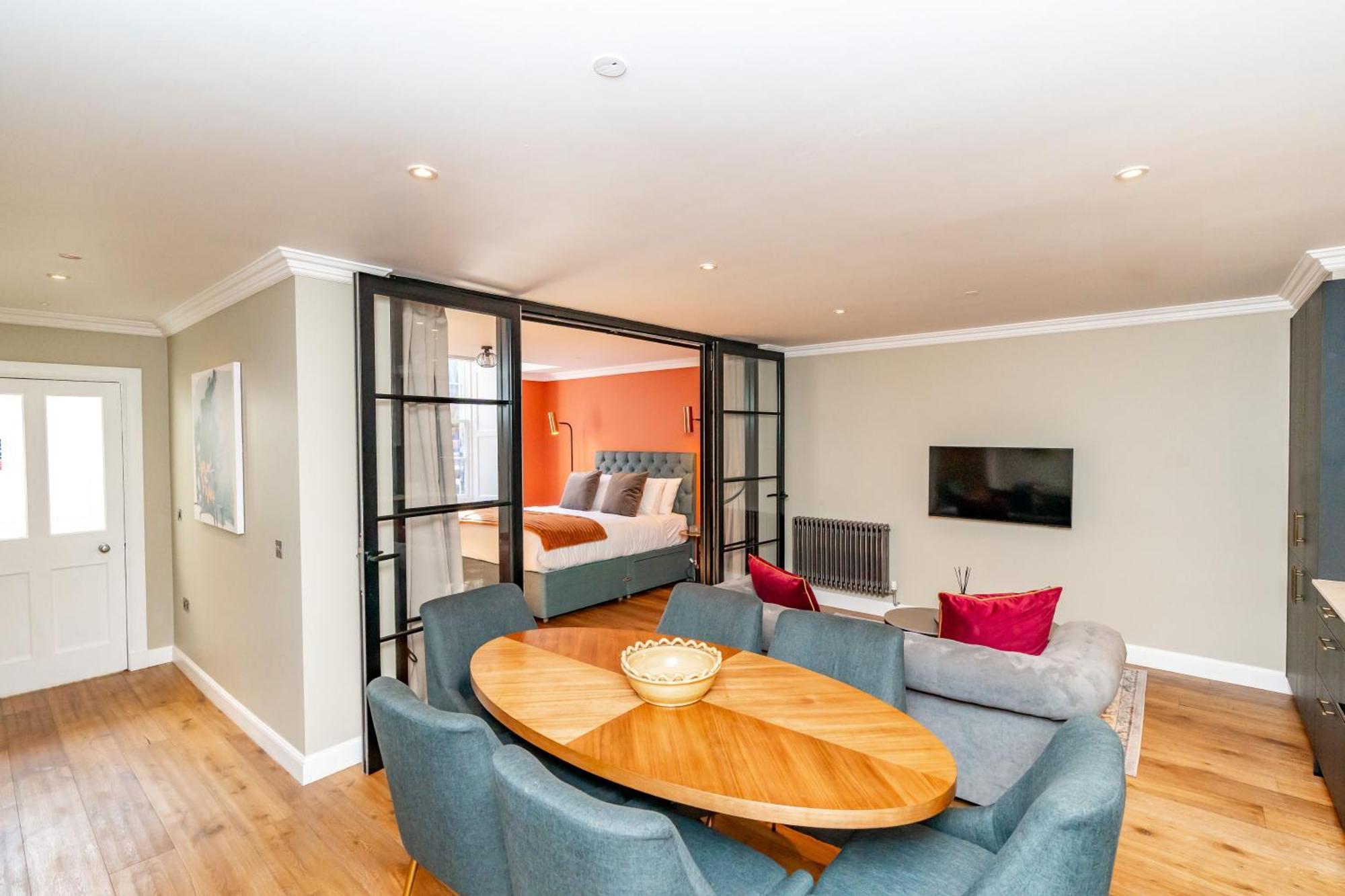 Dragon Suites Luxury Apartments At 9 Albyn Place 에든버러 외부 사진