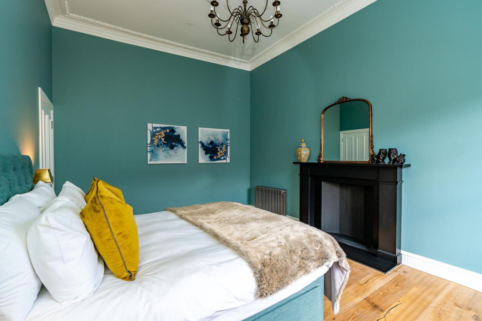 Dragon Suites Luxury Apartments At 9 Albyn Place 에든버러 외부 사진